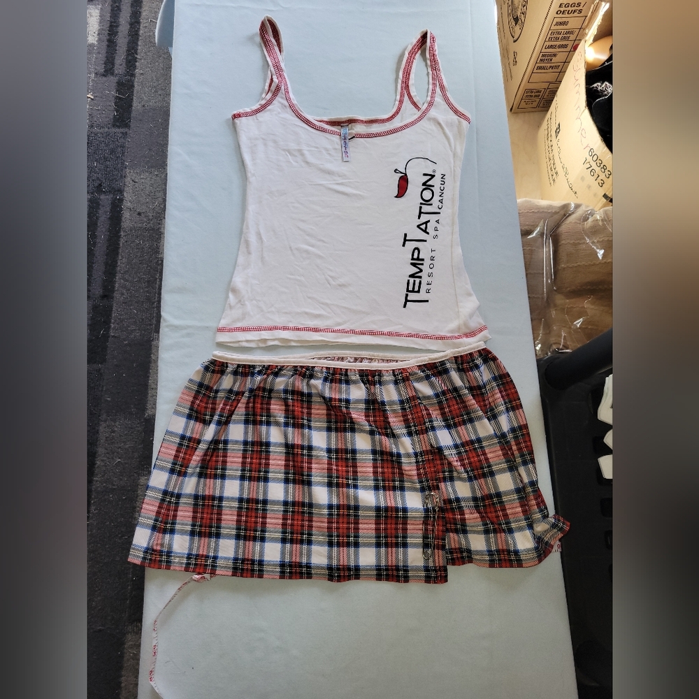 Temptation Resort White and Red Tank Top and Plaid Mini Skirt Set size Small